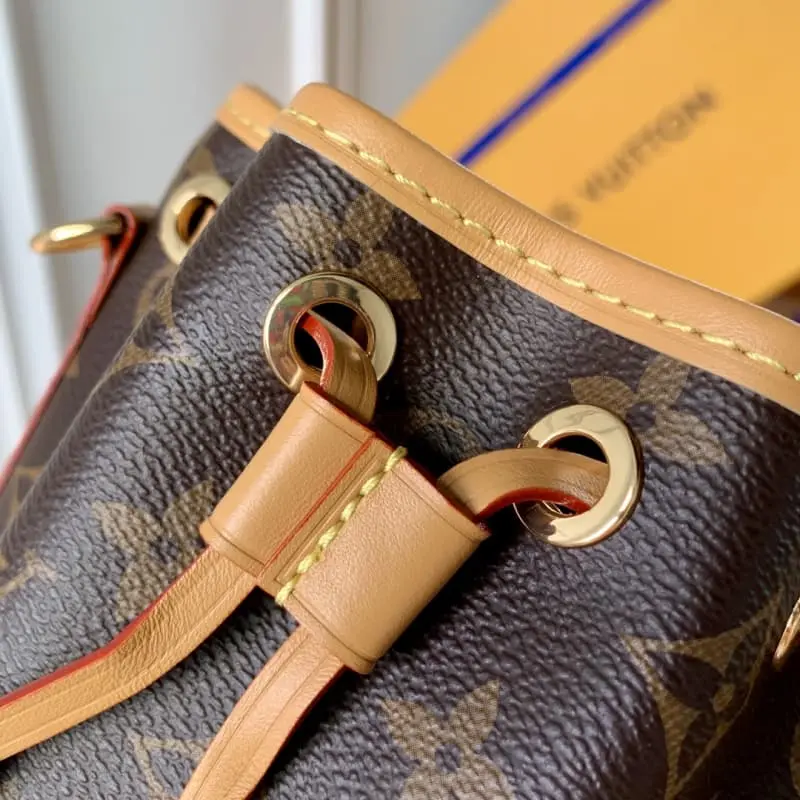 M81266 13x16x10cm High Quality Bags - Image 5