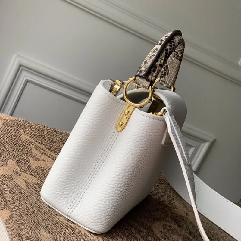 N98477 21x14x8cm High Quality Bags - Image 3