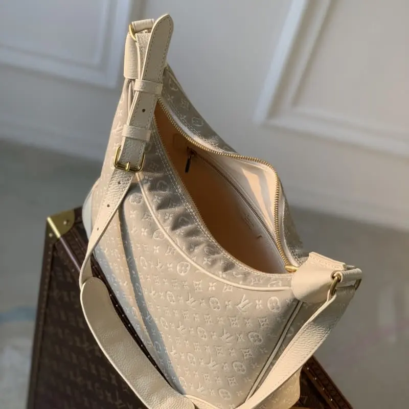 M95225 White 19x30x10cm High Quality Bags - Image 5