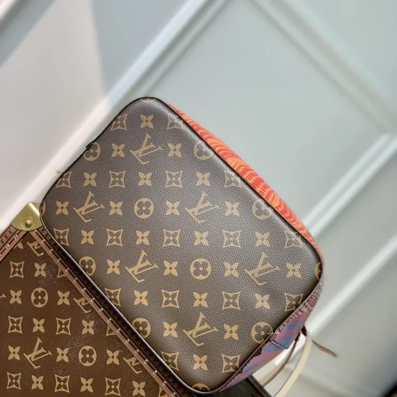 M46473 26x22x27cm High Quality Bags - Image 5