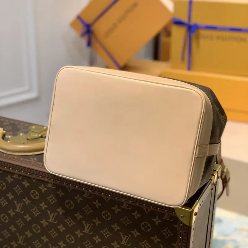 M42224 27.5x36x20cm High Quality Bags - Image 4