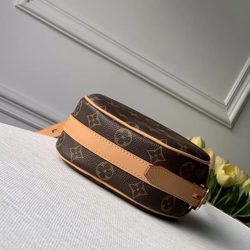 M45149 18x17x7cm High Quality Bags - Image 4