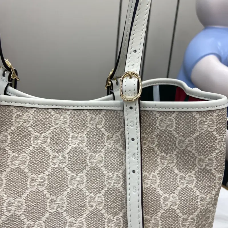 815214 CM 2 High-Quality Bags - Image 5