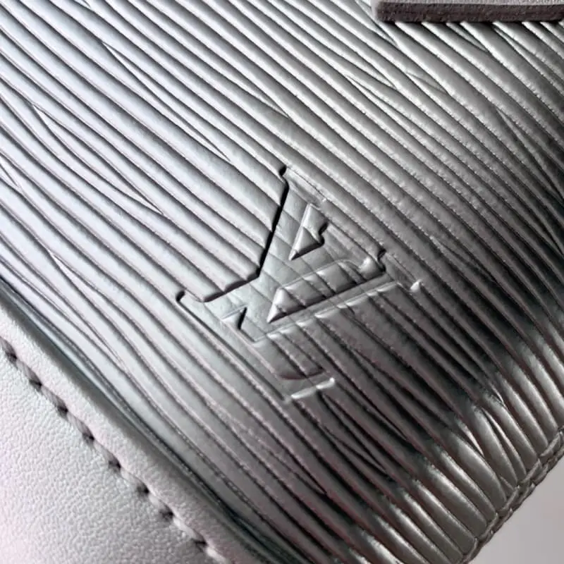 M81945 Silver 18x12x8cm High Quality Bags - Image 5