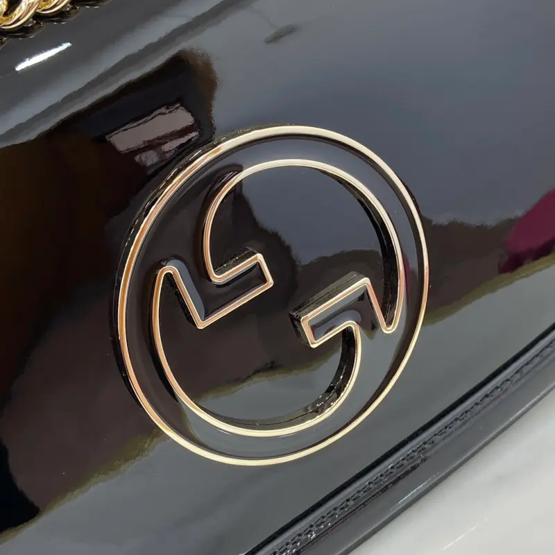 815715 CM 1 High-Quality Bags - Image 5