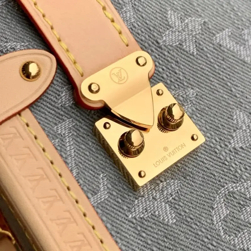 M13285 16x8.5x23.5cm High Quality Bags - Image 5