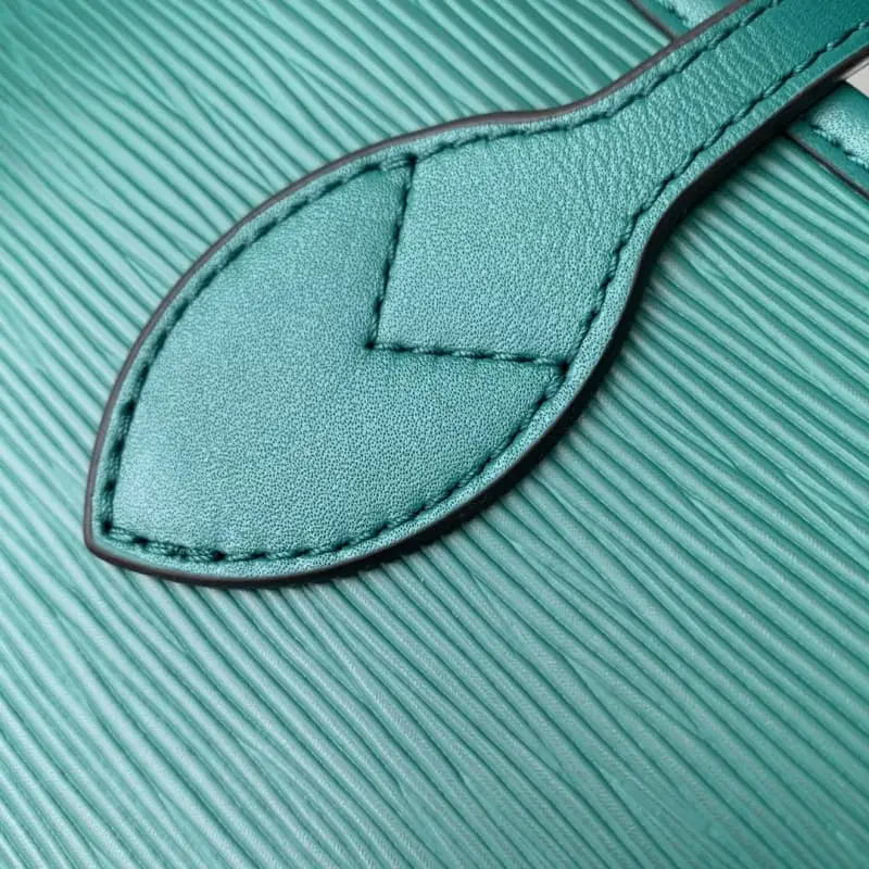 M12195 Green 31x28x14cm High Quality Bags - Image 5