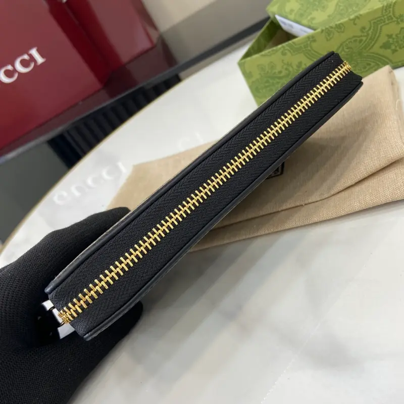 821803 CM 1 High-Quality Bags - Image 5