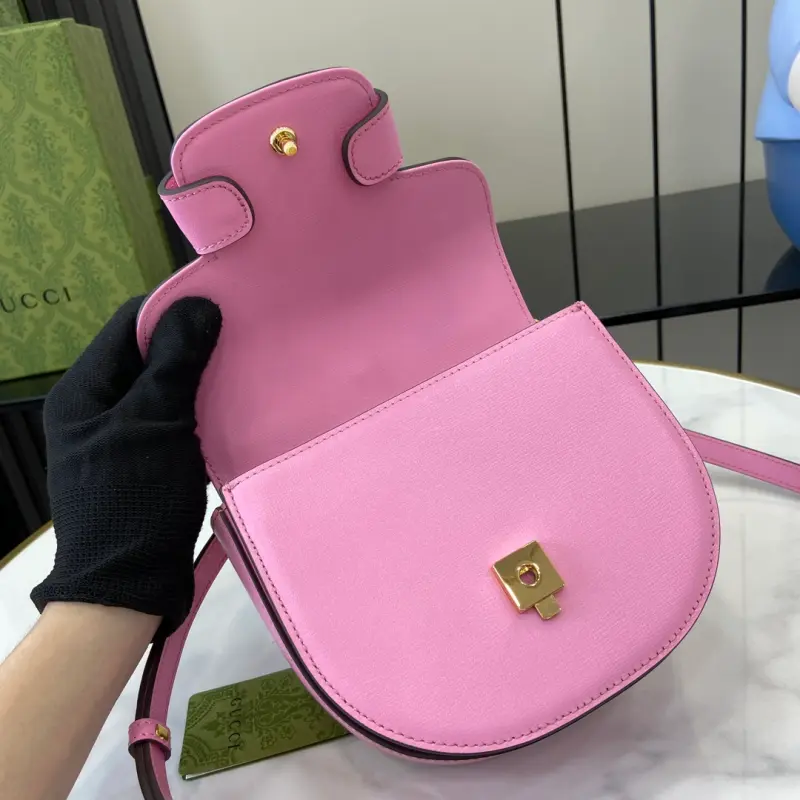 781387 CM 1 High-Quality Bags - Image 5