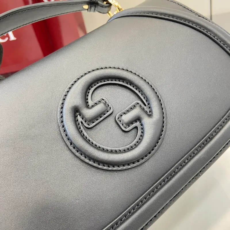 815714 CM 4 High-Quality Bags - Image 5