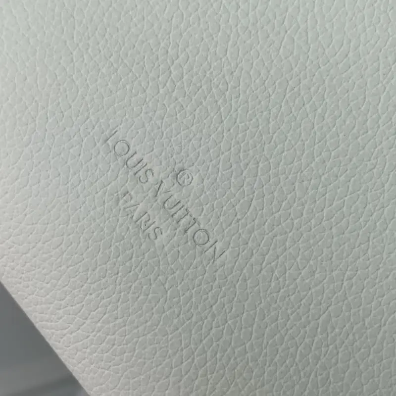 M24304 White 12.5x8x18cm High Quality Bags - Image 5