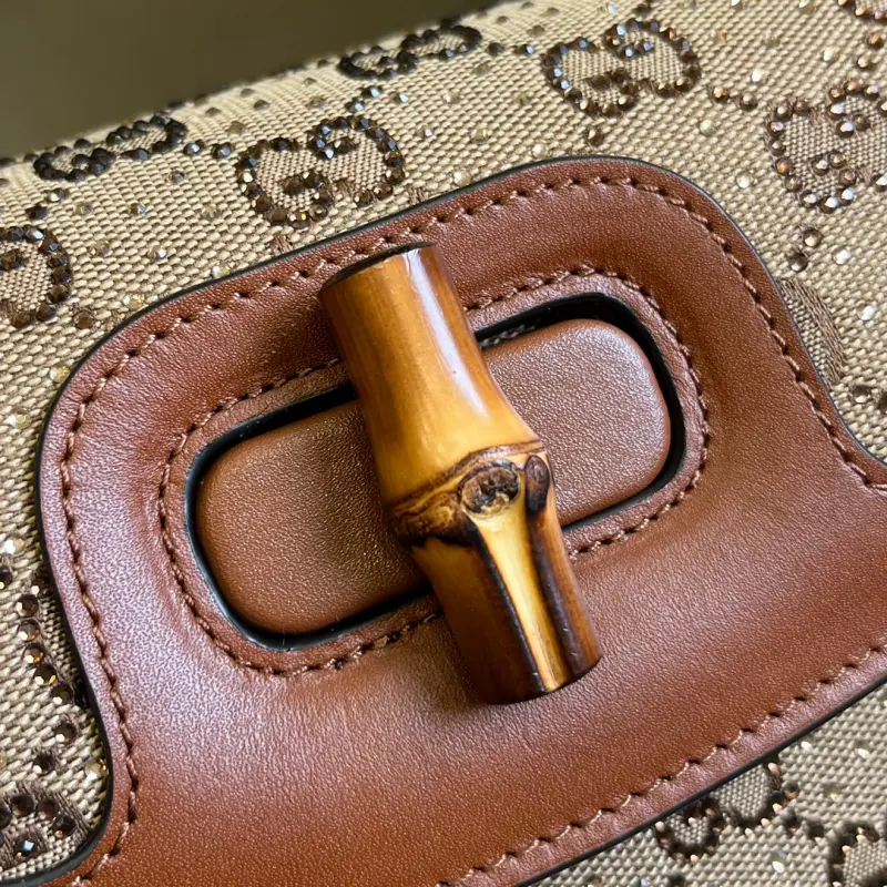 735115 High-Quality Bags - Image 5