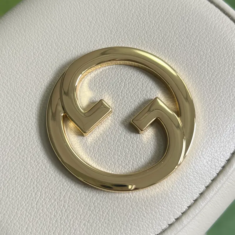 725219 CM 4 High-Quality Bags - Image 5