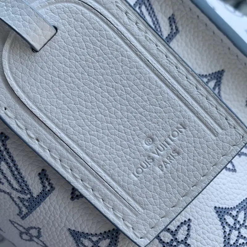 M11735 13.8x15.7x6.7cm High Quality Bags - Image 5