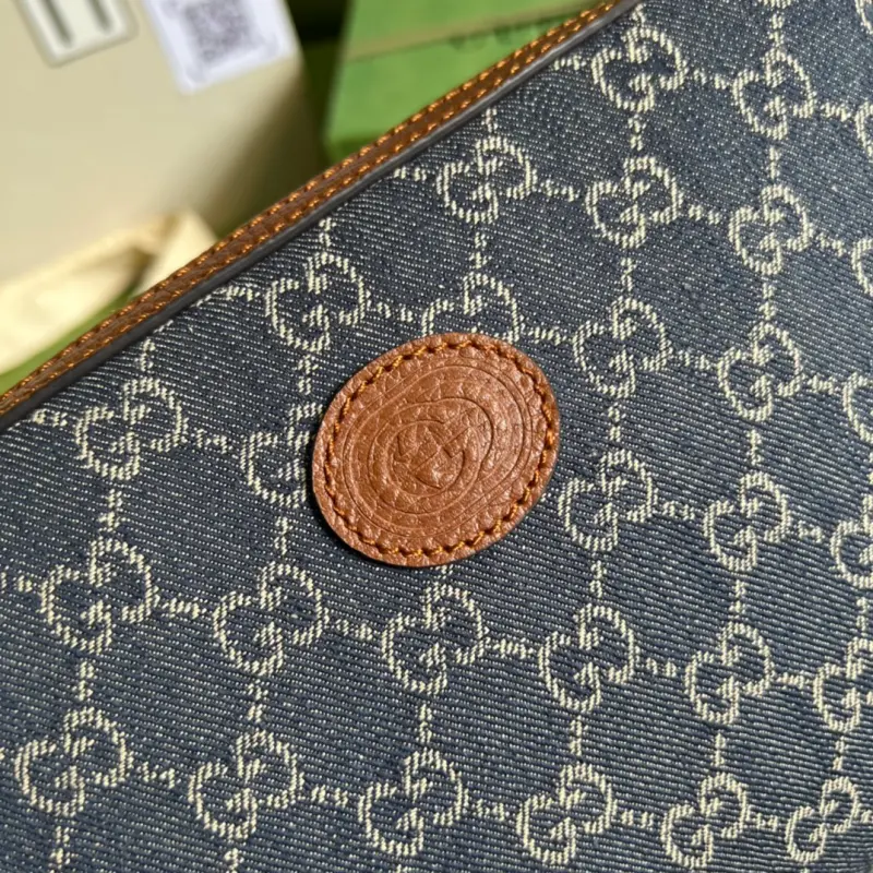 699133 CM 1 High-Quality Bags - Image 5