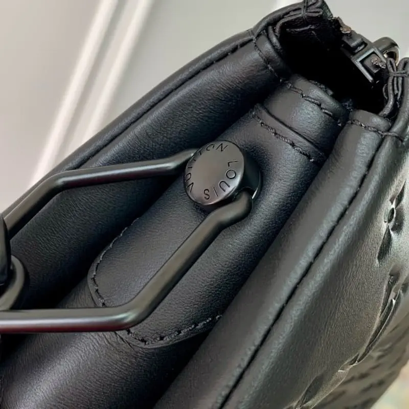 M11370 20x12x26cm High Quality Bags - Image 5