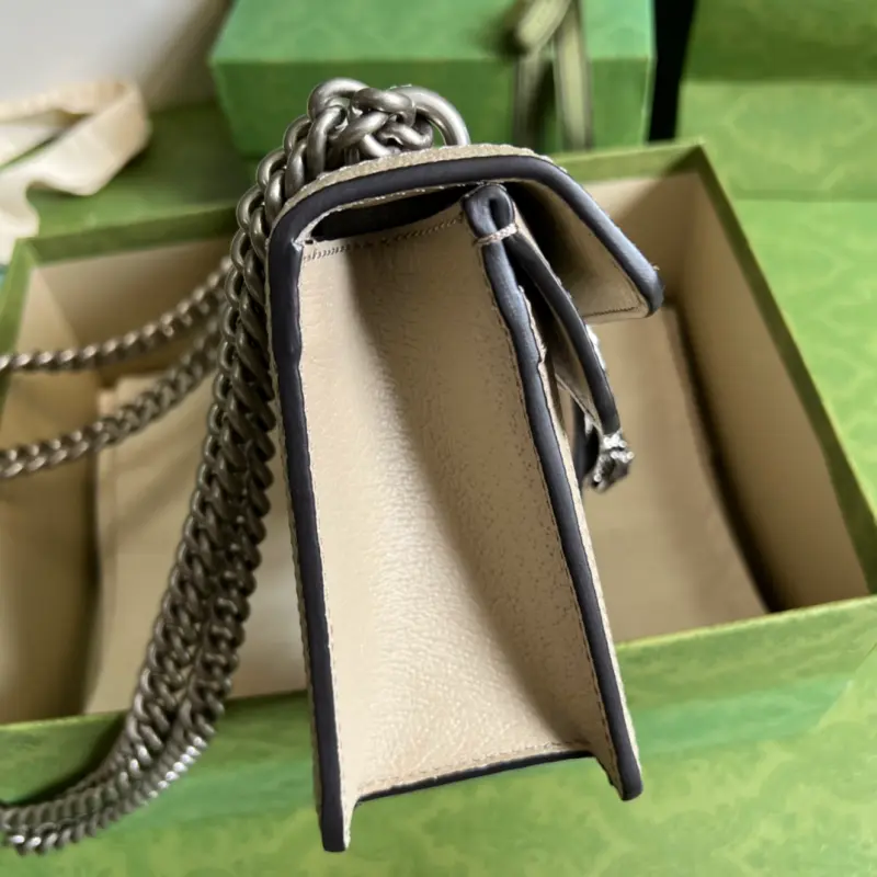 499623 High-Quality Bags - Image 4