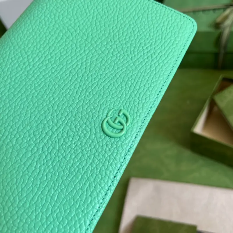 497985 CM 4 High-Quality Bags - Image 5