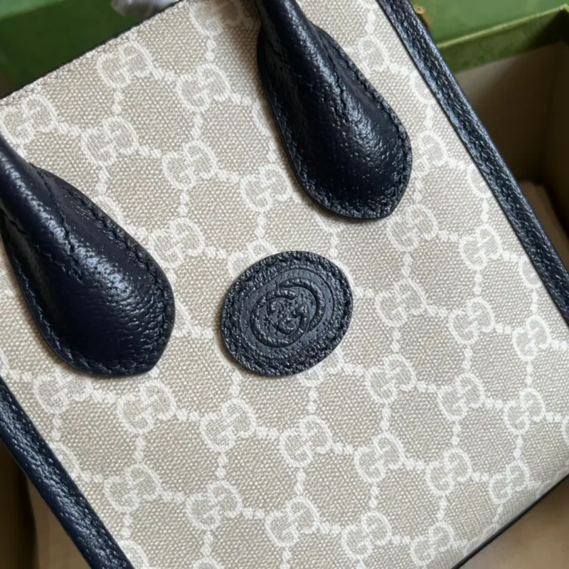 699406 CM 1 High-Quality Bags - Image 5