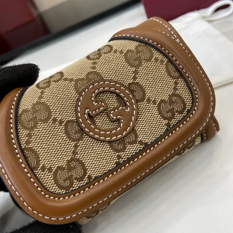 818811 CM 1 High-Quality Bags - Image 5