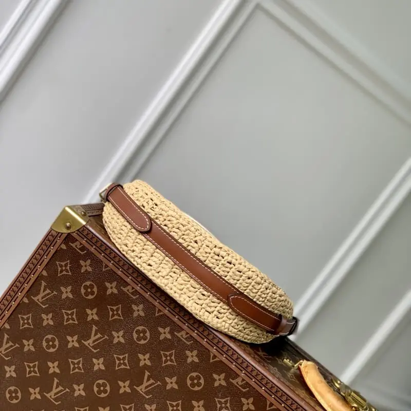 M24811 25x15x5cm High Quality Bags - Image 5