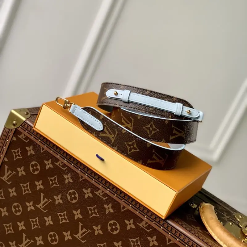 M24604 Sky Blue 18x12.5x11cm High Quality Bags - Image 9