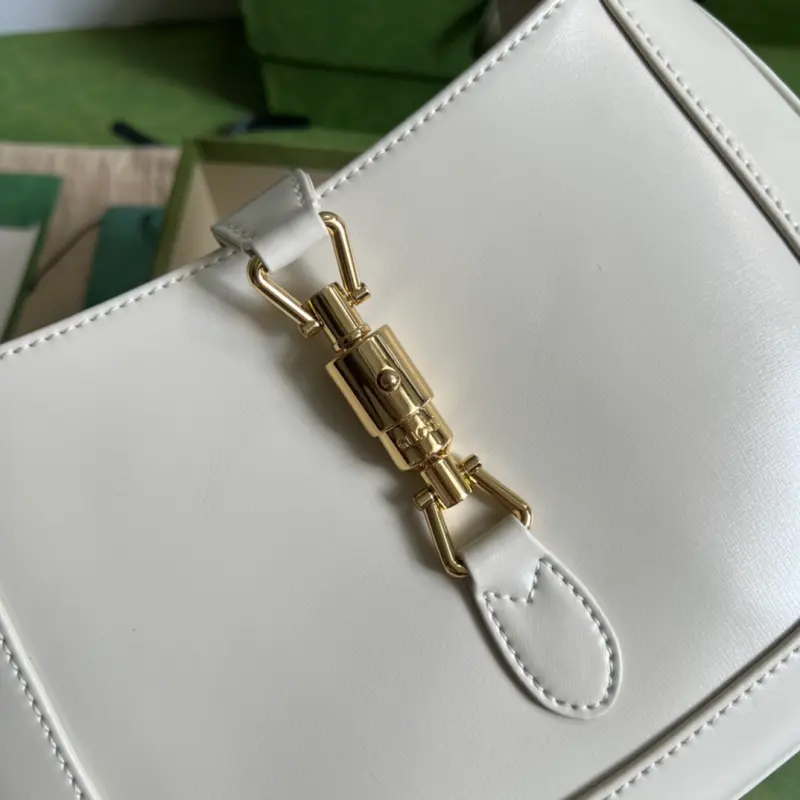 636709 CM 1 High-Quality Bags - Image 5