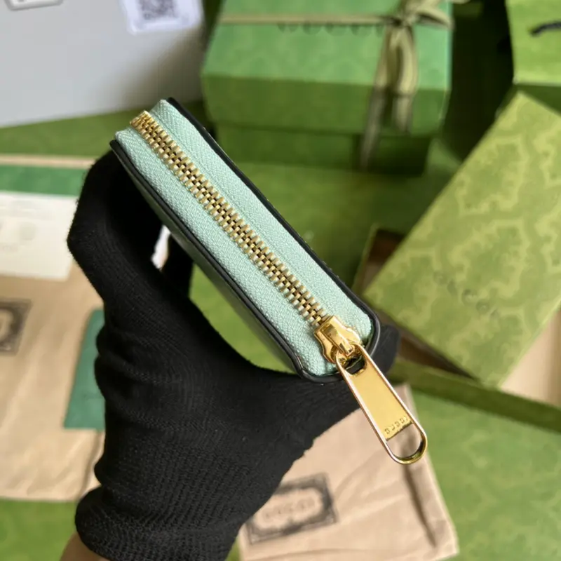 701060 CM 2 High-Quality Bags - Image 5