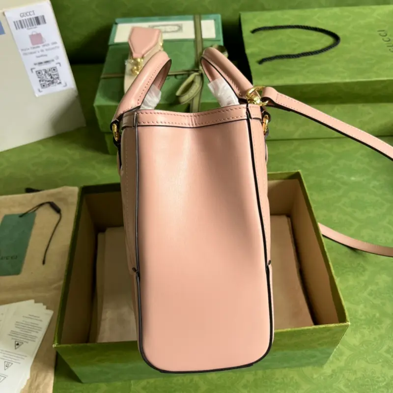 728309 CM 3 High-Quality Bags - Image 4