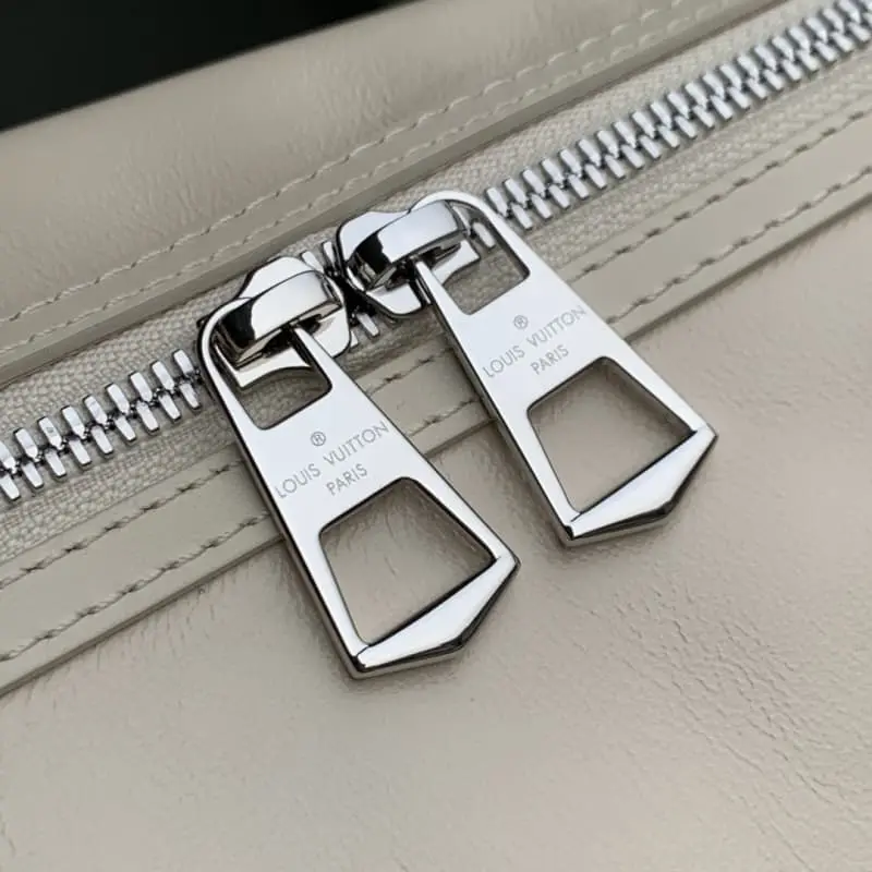 M12965 17x12x28cm High Quality Bags - Image 5