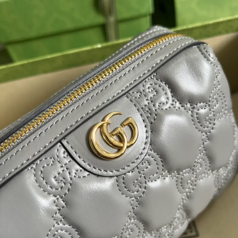 726047 CM 2 High-Quality Bags - Image 5