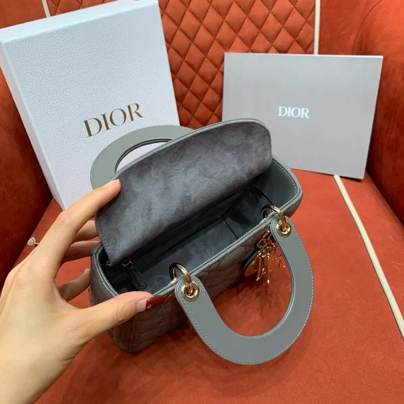 ML237 1 Grey Elephant High Quality Bags - Image 11