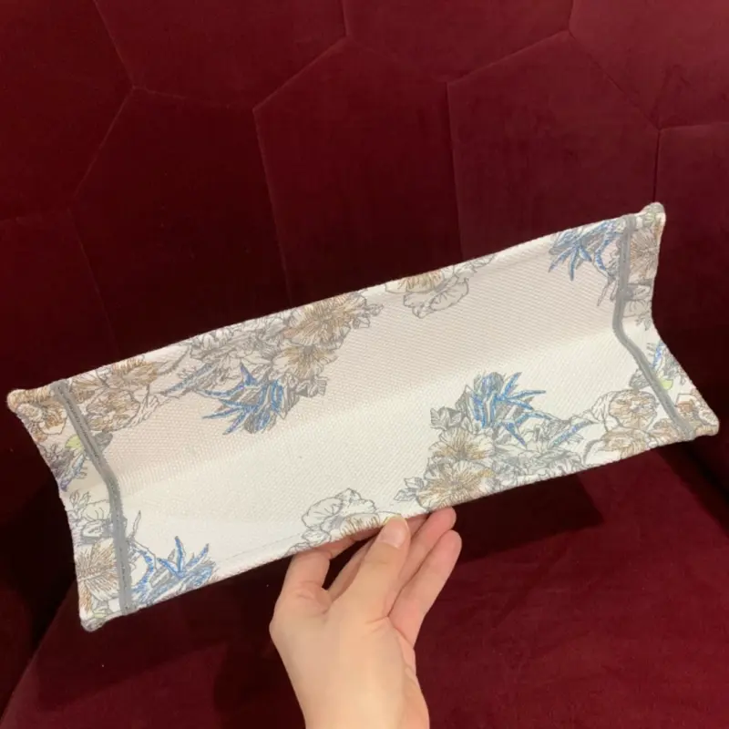 ML166 3 High Quality Bags - Image 5