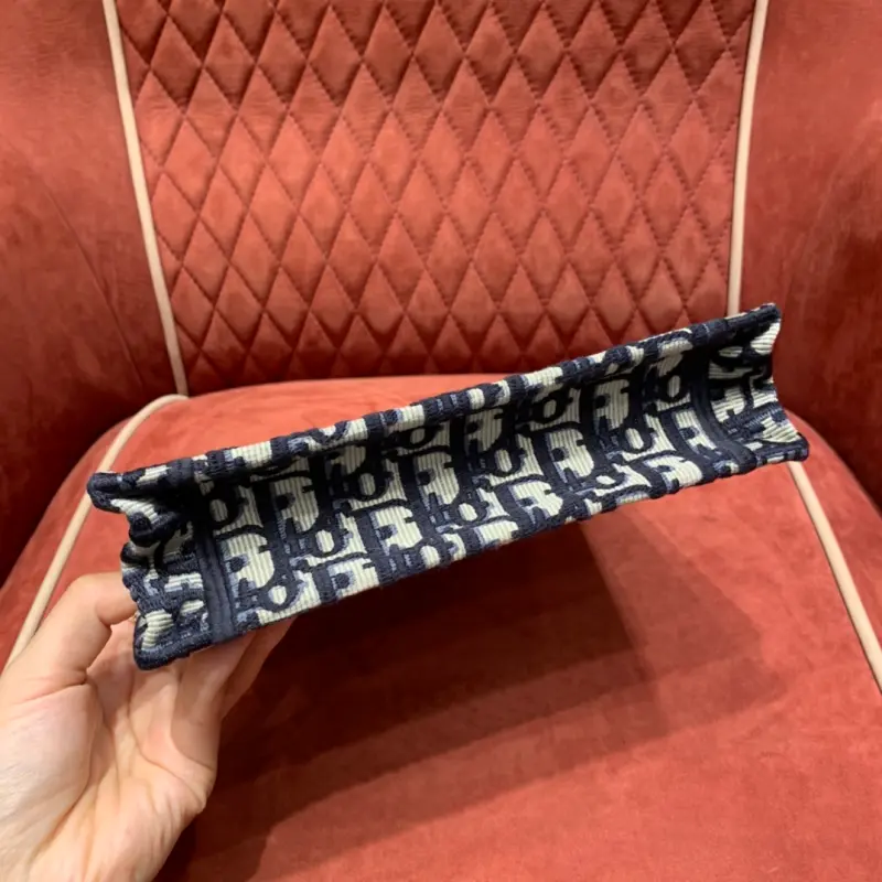 ML155 1 High Quality Bags - Image 5