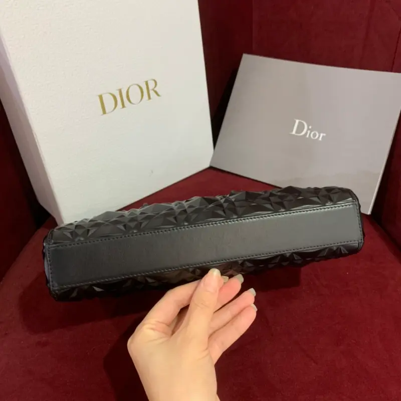 ML132 High Quality Bags - Image 5