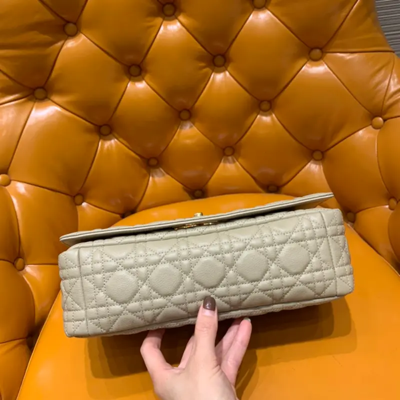 ML126 High Quality Bags - Image 3