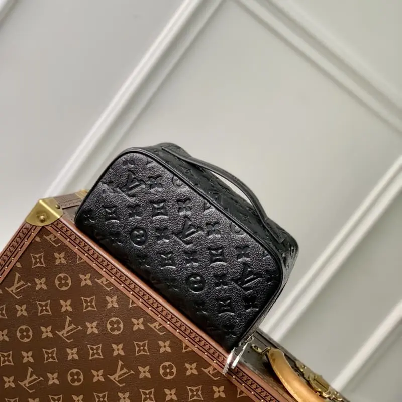 M11750 embossed 24x13x13cm High Quality Bags - Image 5