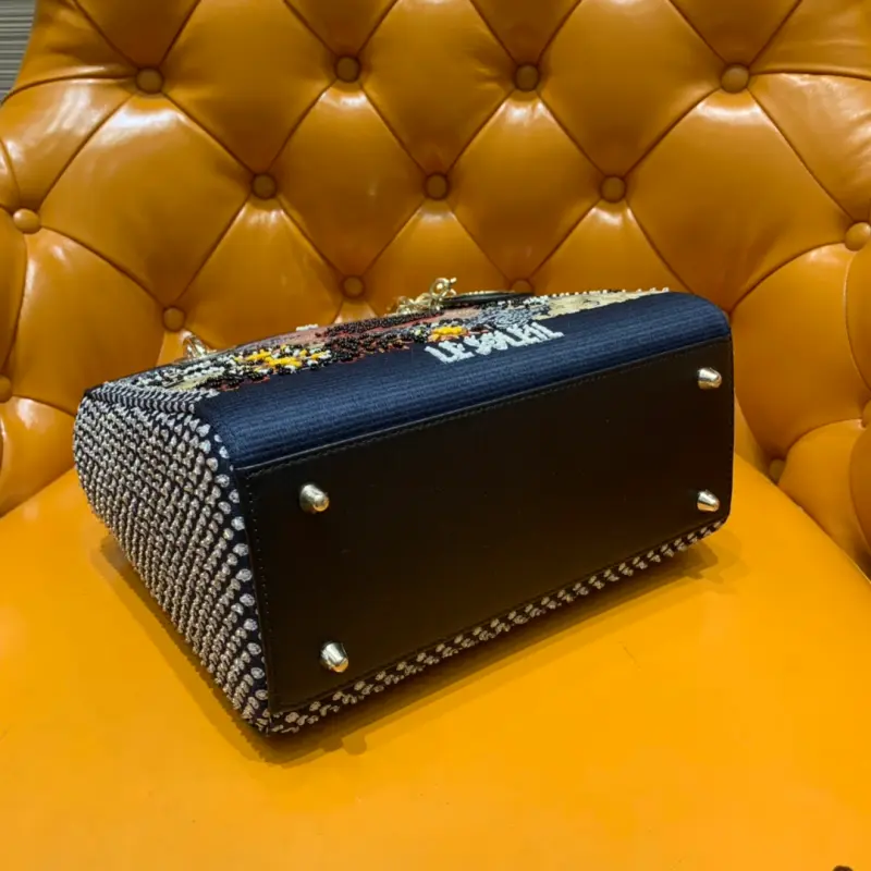 ML100 High Quality Bags - Image 5