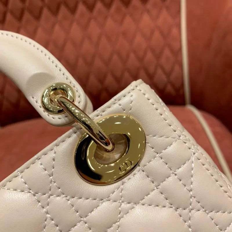 ML69 High Quality Bags - Image 6