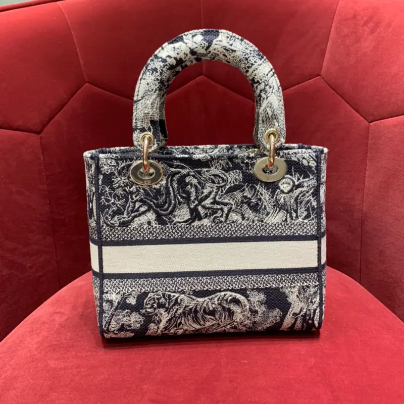 ML32 High Quality Bags - Image 5