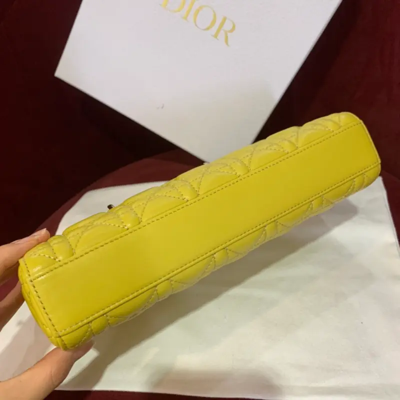 ML16 1 High Quality Bags - Image 5