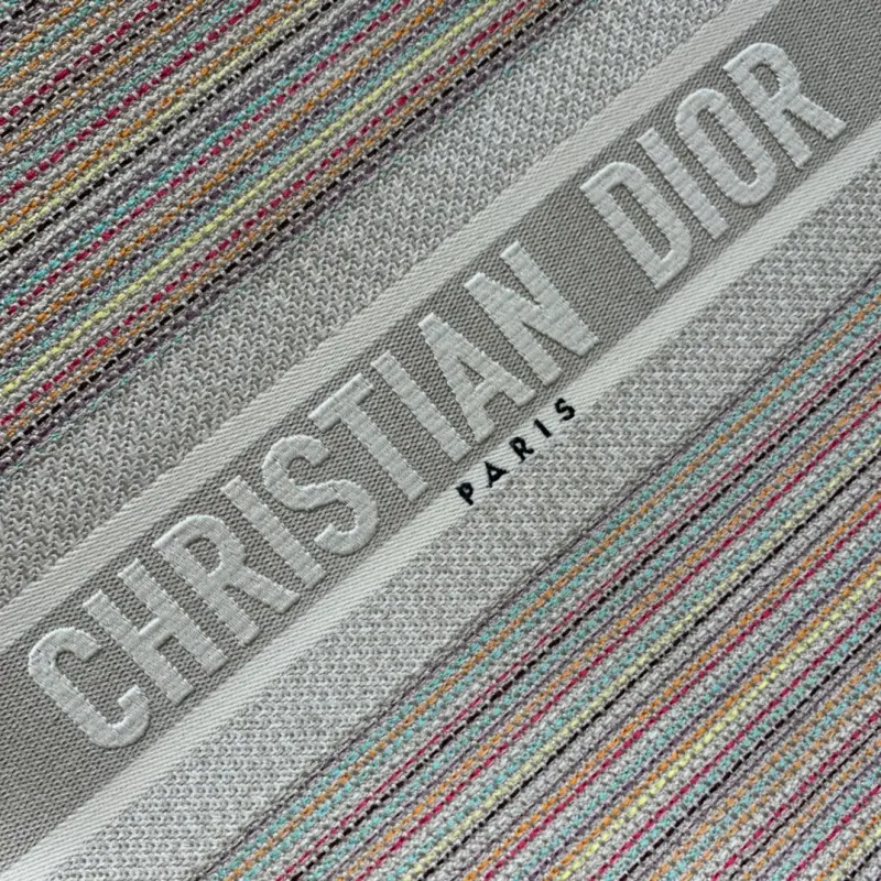 ML105 High Quality Bags - Image 5