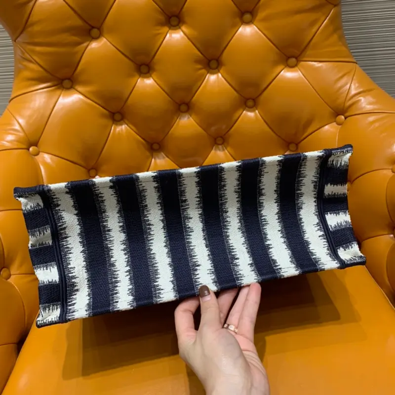 ML6 High Quality Bags - Image 4