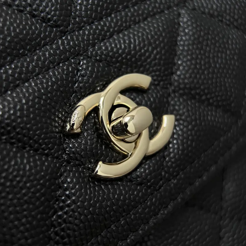 25c Handle Backpack High Quality Bags - Image 10