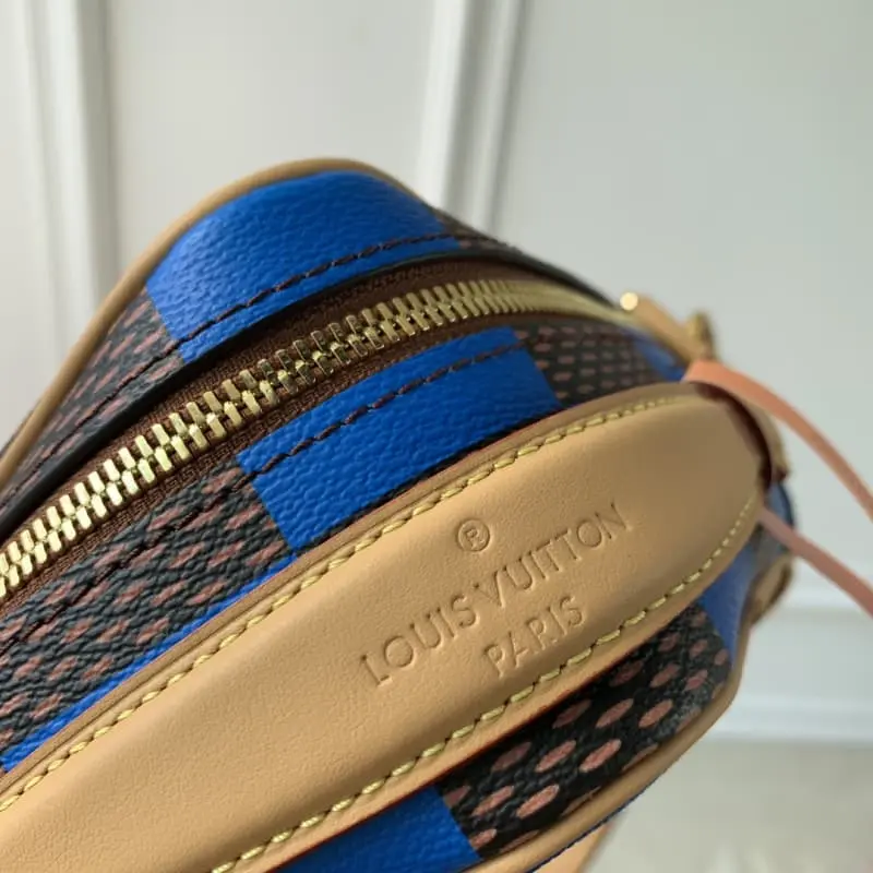 M40567 HH175 24x24x8cm High Quality Bags - Image 5