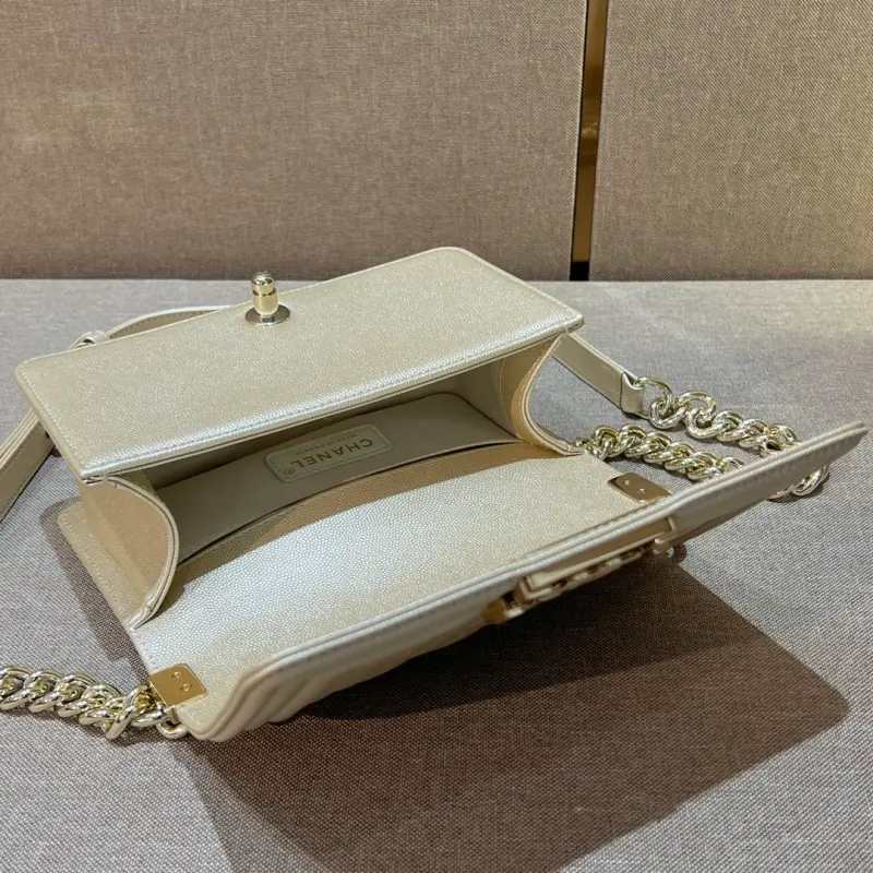 Leboy Small 20cm Fine Ball Texture CM 6 High Quality Bags - Image 5