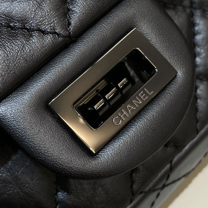 Medium 24cm 4 High Quality Bags - Image 5