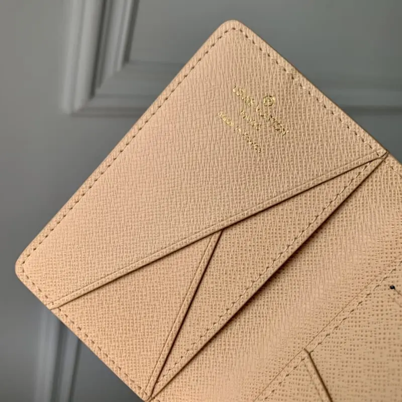 M83498 HH8 1 7.5x11.1x1cm High Quality Bags - Image 5