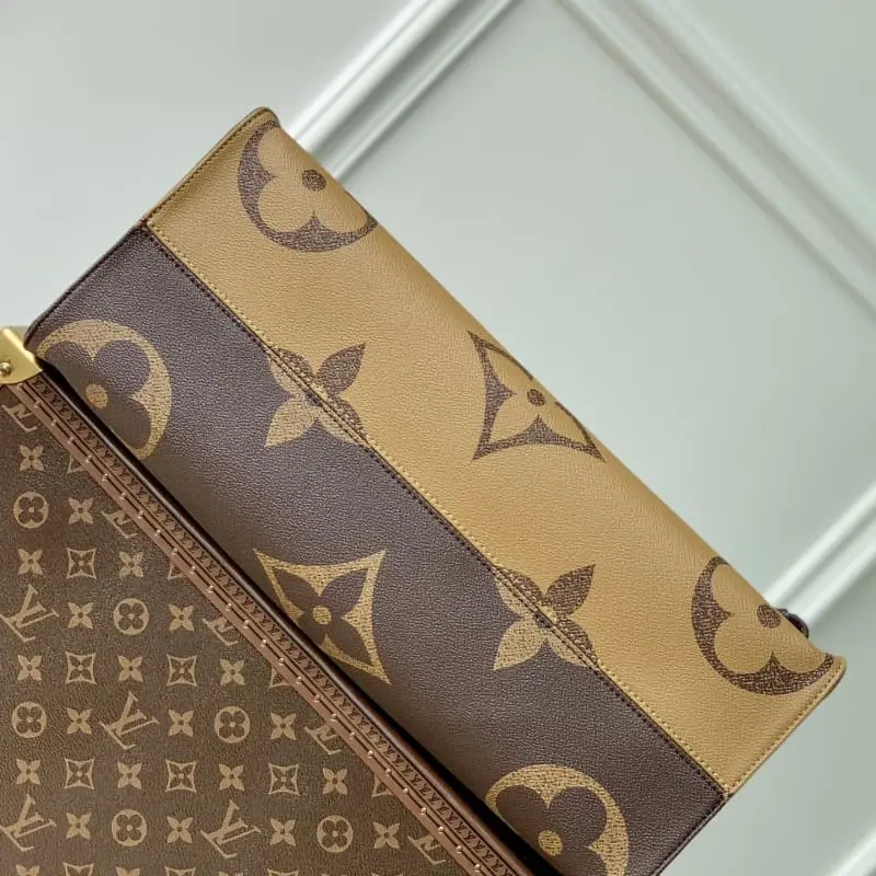 M46823 43x33x18.5cm High Quality Bags - Image 4