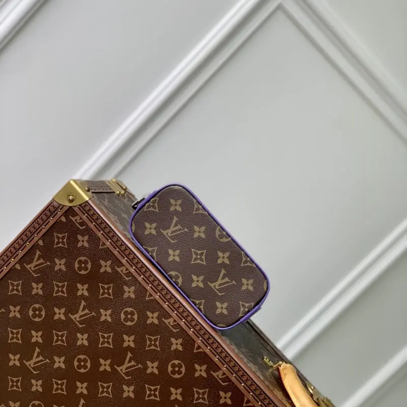 M82717 Old Flower Purple 18x12x8cm High Quality Bags - Image 4